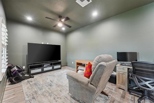 Fitness Equipment, Home Office, Interior, Recessed Lighting, Wood Texture Flooring