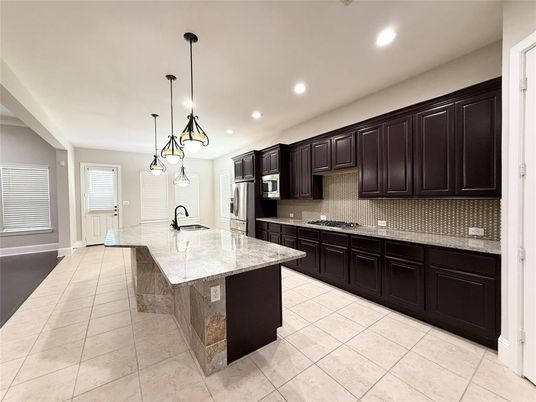 Interior, Kitchen, Pendant Lights, Recessed Lighting, Stainless Steel Appliances