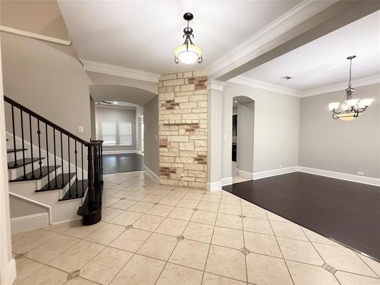 Chandelier, Empty room, Interior, Pendant Lights