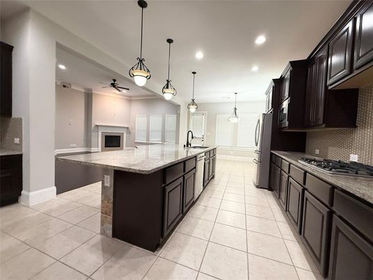 Fireplace, Interior, Kitchen, Pendant Lights, Recessed Lighting