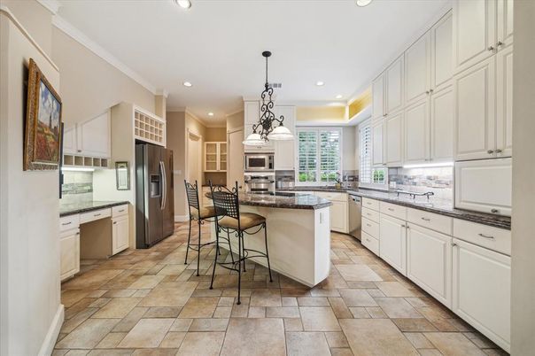 Interior, Kitchen, Pendant Lights, Recessed Lighting, Stainless Steel Appliances