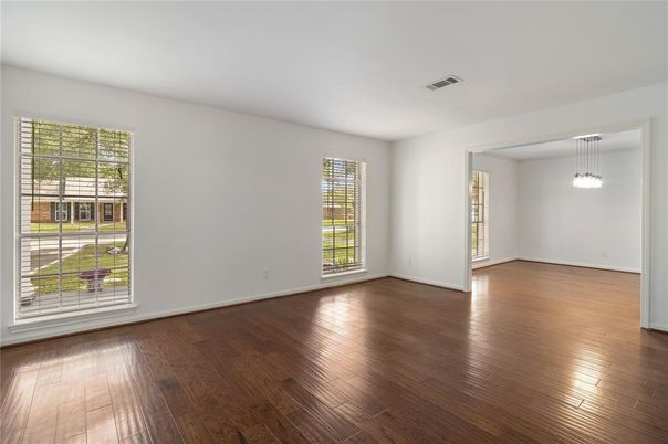 Empty room, Interior, Pendant Lights, Wood Texture Flooring