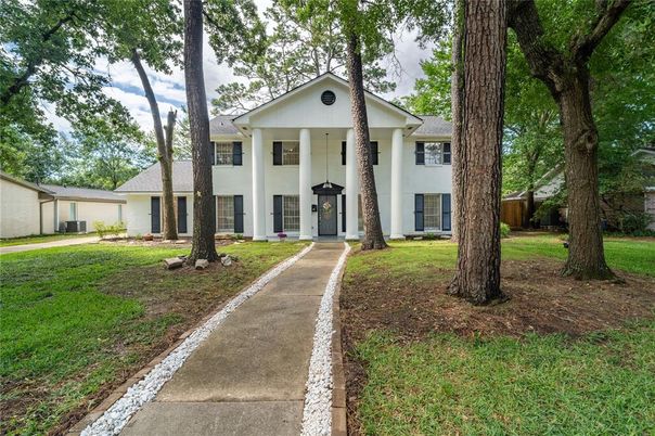 Backyard, Exterior, Facade, Georgian