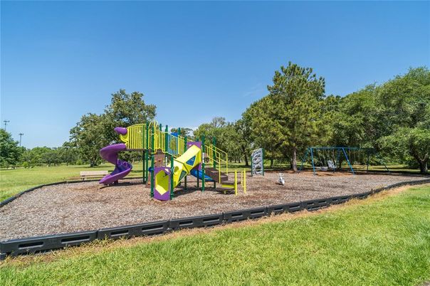 Backyard, Exterior, Playground