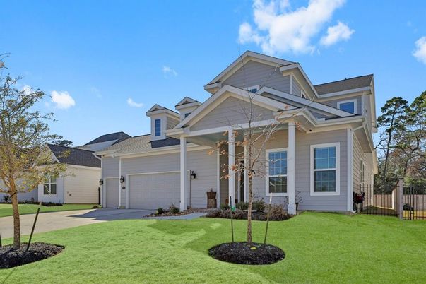 Attached, Exterior, Facade, Farmhouse