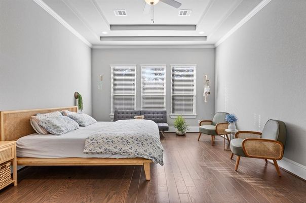 Bedroom, Interior, Recessed Lighting, Wood Texture Flooring