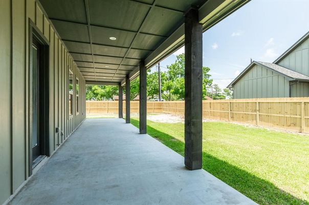Backyard, Exterior