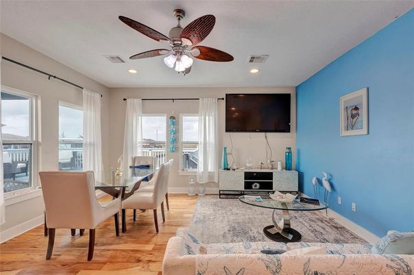 Dining room, Interior, Living room, Recessed Lighting, Wood Texture Flooring