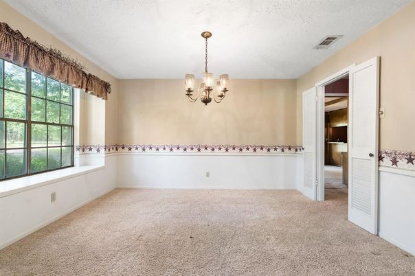 Chandelier, Empty room, Interior