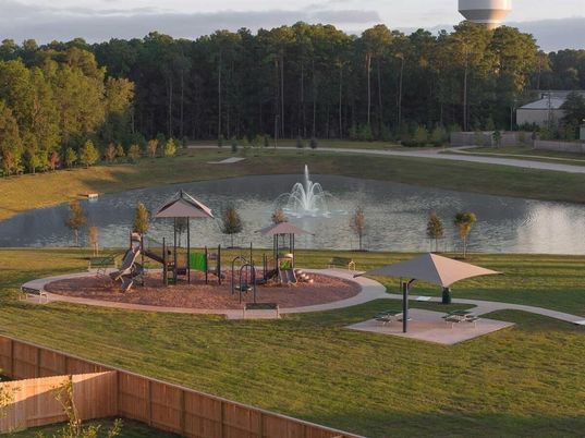 Exterior, Playground, Water