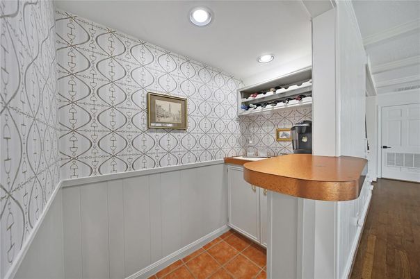 Interior, Recessed Lighting