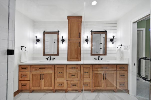 Bathroom, Dual Sink Vanities, Interior, Marble, Recessed Lighting