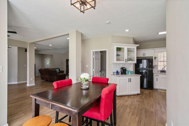 Dining room, Interior, Kitchen, Recessed Lighting, Wood Texture Flooring