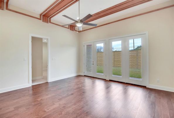 Empty room, Interior, Recessed Lighting, Wood Texture Flooring