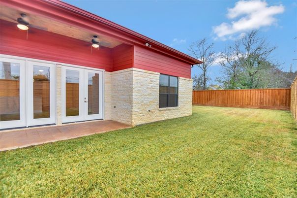 Backyard, Exterior