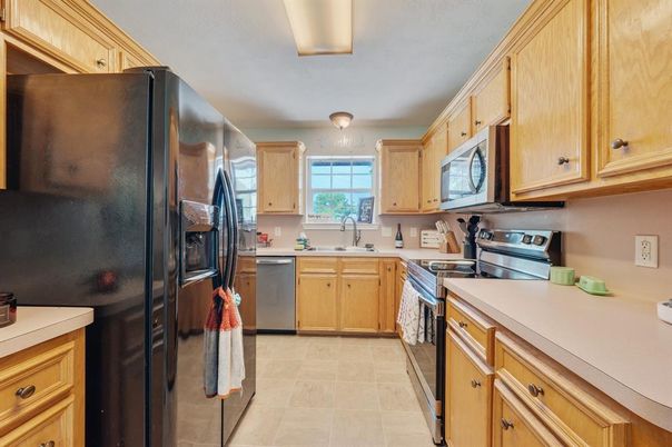 Interior, Kitchen, Stainless Steel Appliances