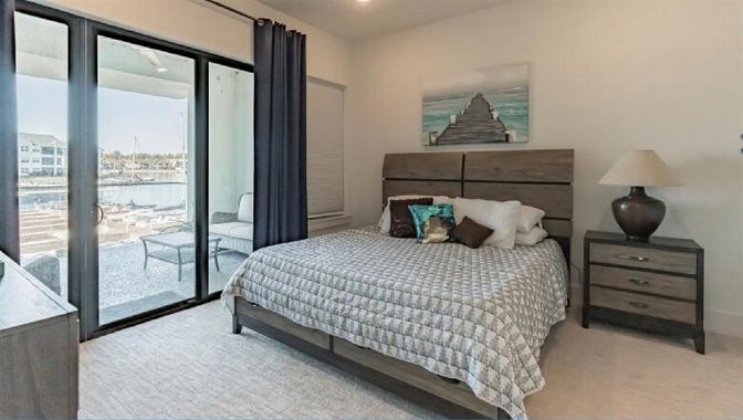 Bedroom, Interior, Recessed Lighting, Water