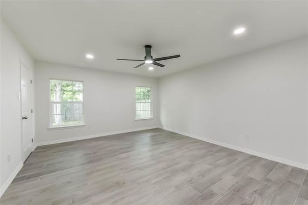 Empty room, Interior, Recessed Lighting, Wood Texture Flooring