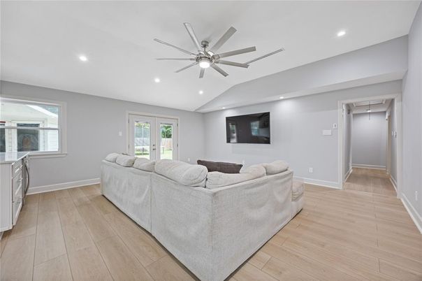 Interior, Living room, Recessed Lighting, Wood Texture Flooring