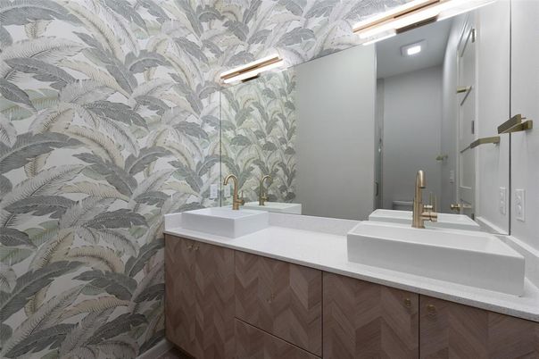 Bathroom, Interior, Recessed Lighting