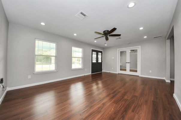 Empty room, Interior, Recessed Lighting, Wood Texture Flooring