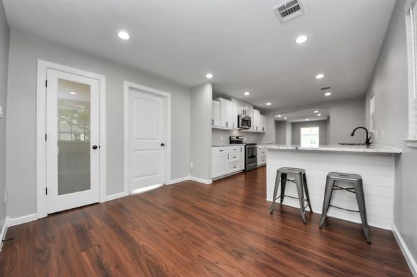 Interior, Kitchen, Recessed Lighting, Wood Texture Flooring