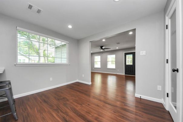 Empty room, Interior, Recessed Lighting, Wood Texture Flooring