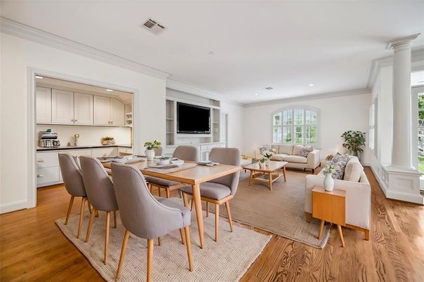 Dining room, Interior, Living room, Recessed Lighting, Wood Texture Flooring