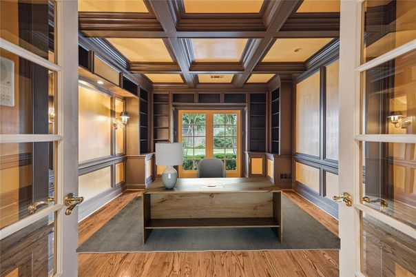 Home Office, Interior, Recessed Lighting, Wooden Beams, Wood Texture Flooring