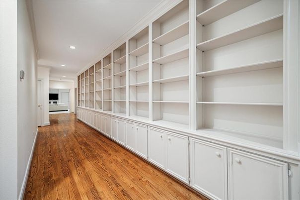 Interior, Recessed Lighting, Walk-in Closets, Wood Texture Flooring