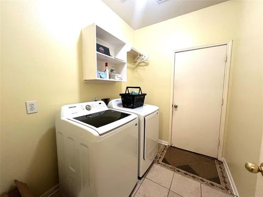 Interior, Washer