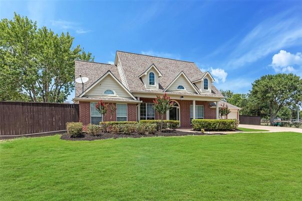 Exterior, Facade, Brick Facade, Cape Cod