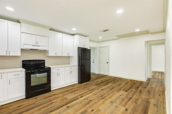 Interior, Kitchen, Recessed Lighting, Wood Texture Flooring