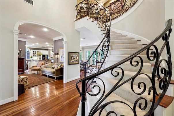 Interior, Living room, Piano, Recessed Lighting, Wood Texture Flooring