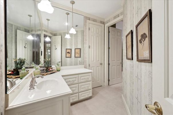 Bathroom, Interior, Pendant Lights