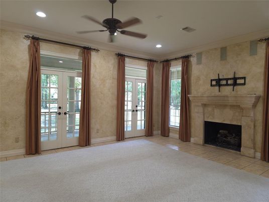 Empty room, Fireplace, Interior, Recessed Lighting