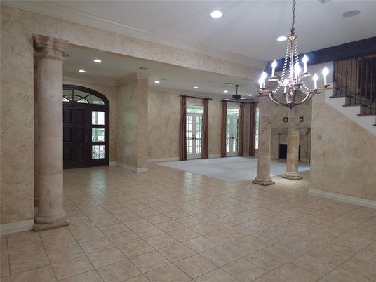 Chandelier, Fireplace, Interior, Recessed Lighting