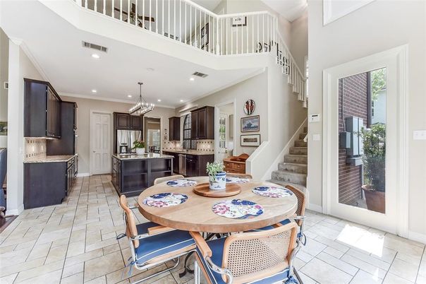 Chandelier, Dining room, Interior, Kitchen, Recessed Lighting