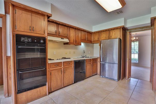 Chandelier, Interior, Kitchen