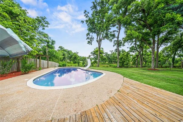 Backyard, Exterior, Pool
