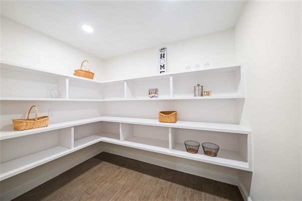 Interior, Recessed Lighting, Wood Texture Flooring