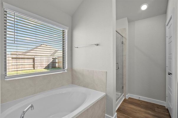 Bathroom, Interior, Recessed Lighting, Wood Texture Flooring