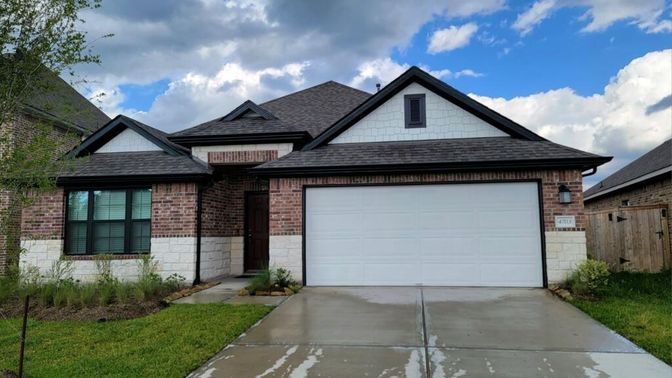 Attached, Exterior, Facade, Brick Facade, Brick Traditional