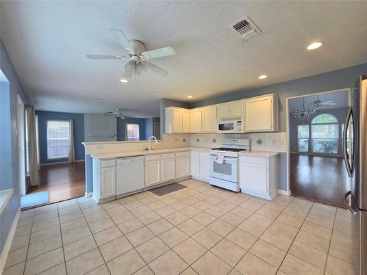 Interior, Kitchen, Recessed Lighting