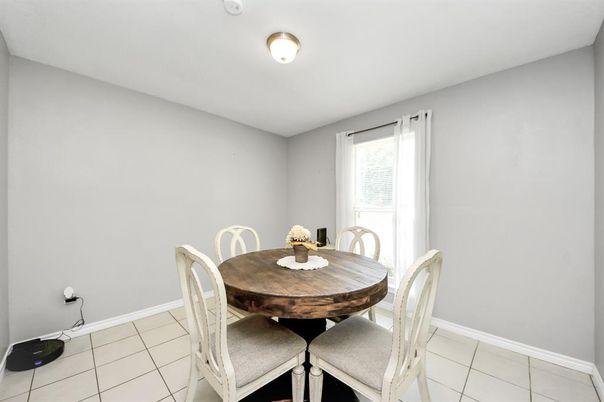 Dining room, Interior