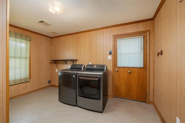 Interior, Washer, Wooden Walls