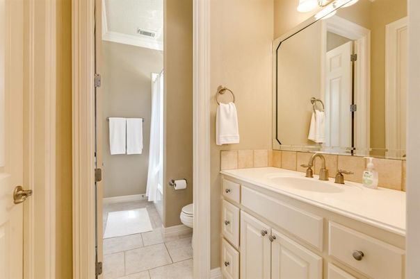 Bathroom, Interior