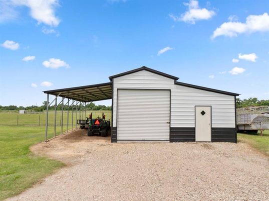 Backyard, Detached Garage, Exterior