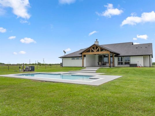 Backyard, Exterior, Pool