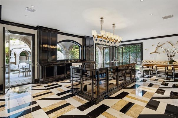 Chandelier, Dining room, Interior, Recessed Lighting